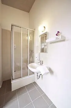 Nachtquartier Hostel Hamburg Germany